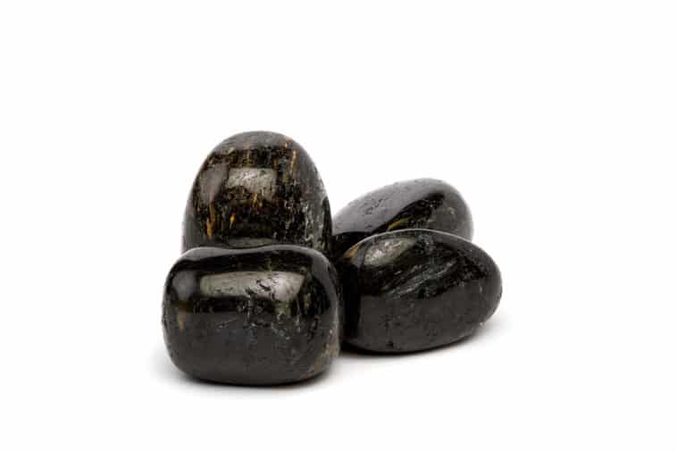 Nuummite Meanings Properties And Powers The Complete Guide