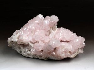 Pink Mangano Calcite is one of my favorite stones for working with Reiki / Seichim.