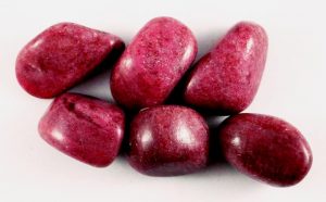 Thulite stone beads