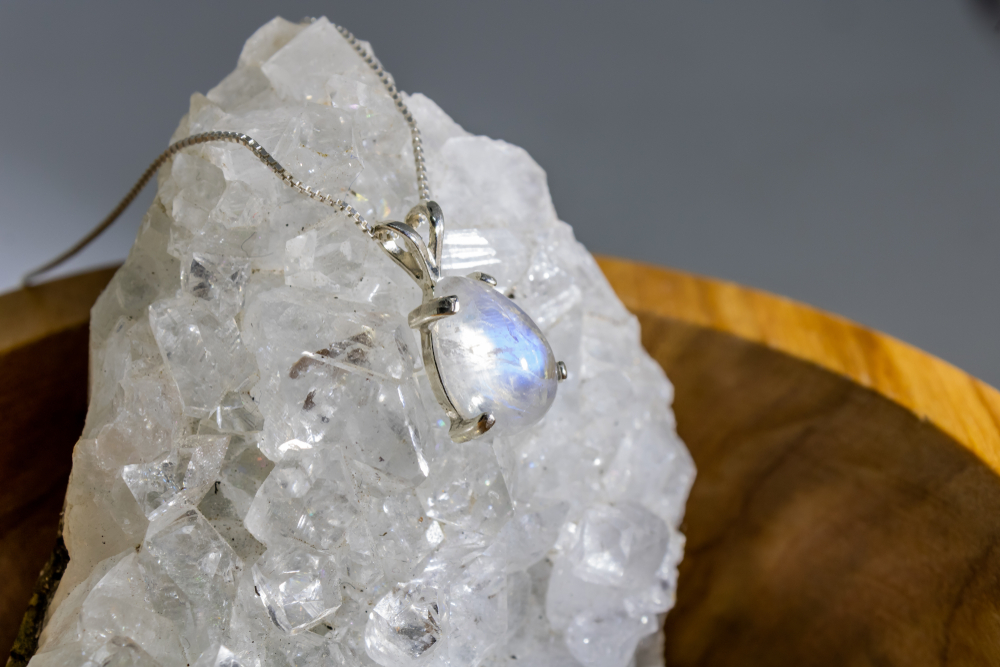 Rainbow moonstone pendant