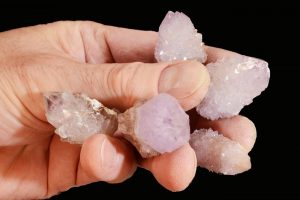 Spirit Quartz Meaning Properties And Powers The Complete Guide