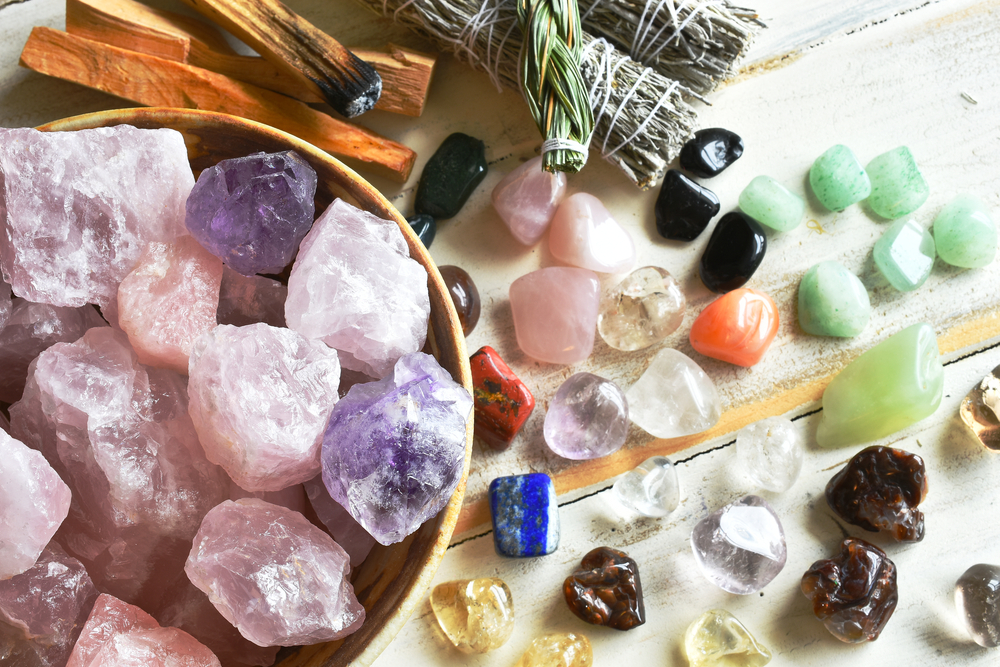 Tap Into Your Intuition With These Enlightening Crystals For The Third -  Luna Tide